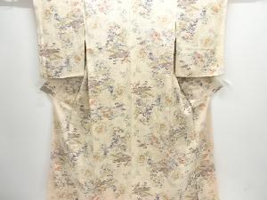 縮緬地屋敷に草花模様小紋着物